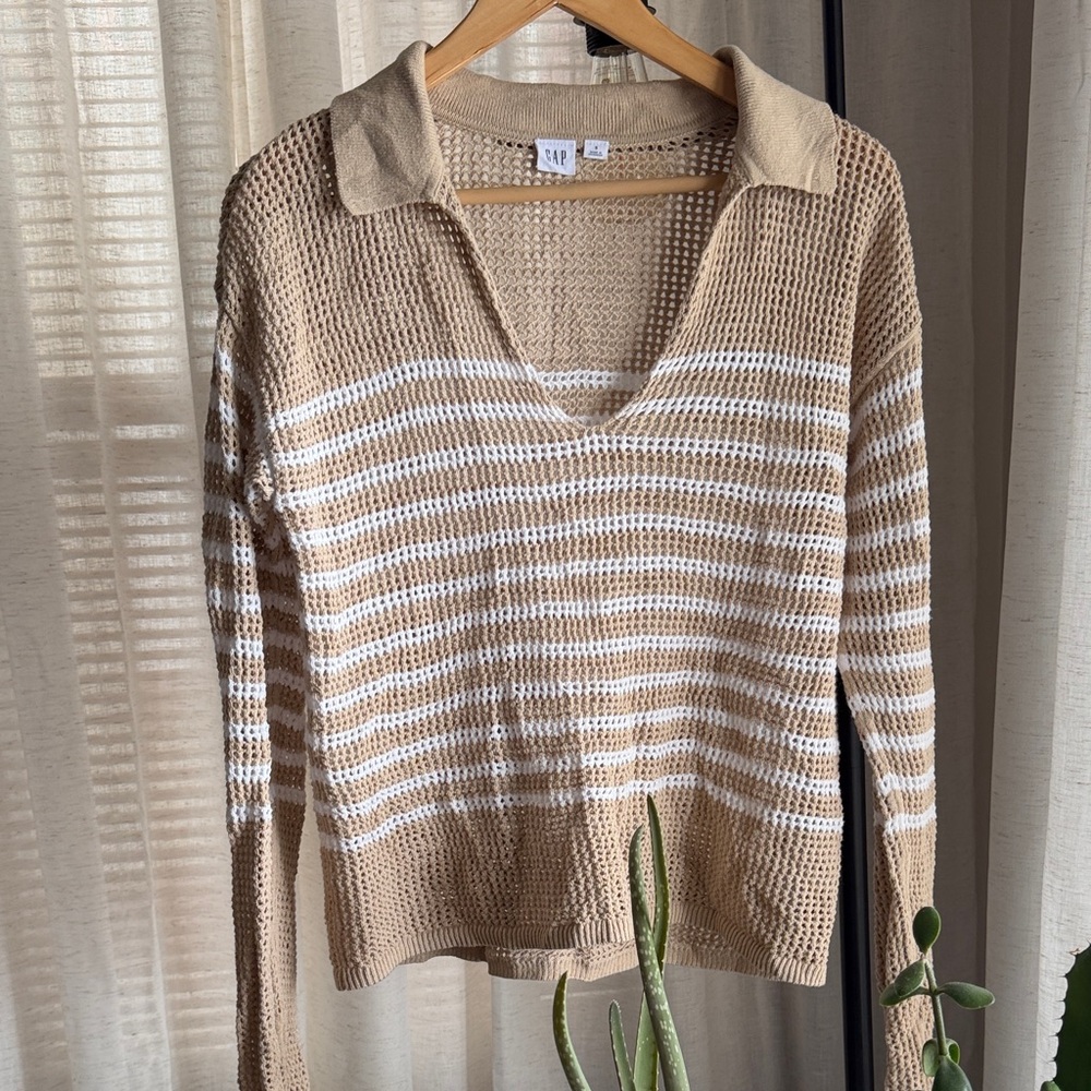 GAP V-Neck Crochet Cotton Sweater in Tan and White Stripes